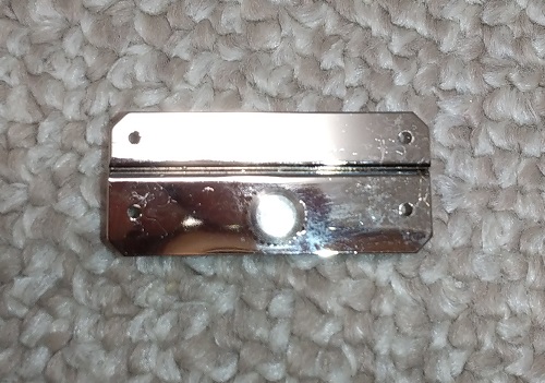 Horizontal pulling lock